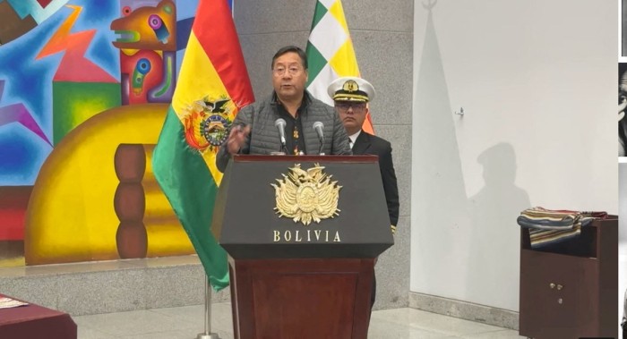 Presiden Bolivia Luis Arce berbicara saat dia 