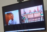 Terdakwa Arianto selaku Direktur PT MDA (Mediasi Delta Alfa)  perkara  penipuan proyek alat kesehatan (alkes) fiktif senilai Rp 23 Miliar divonis penjara 12 bulan (satu tahun) di Pengadilan Negeri Banjarmasin, Selasa (11/6/2024) (SuarIndonesia/ZI)