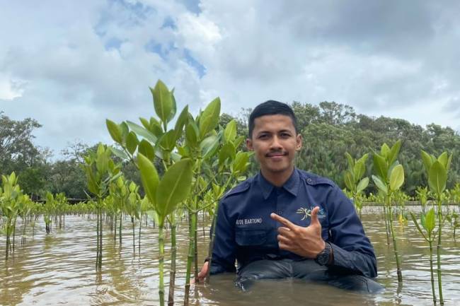 Ketua Kelompok Sadar Wisata (Pokdarwis) Desa Sungai Kupah, Rudi Hartono di Sungai Kakap. [ANTARA/HO-Dokumentasi narasumber Rudi Hartono]