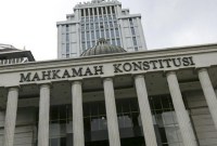 MK menggelar sidang uji materiil UU Pilkada yang menggugat syarat untuk calon kepala daerah dari jalur independen atau perseorangan. [CNNIndonesia/Adhi W]