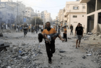 Serangan-serangan udara maupun darat militer Israel ke Gaza telah menyebabkan kehancuran wilayah Palestina itu. [english.wafa.ps]