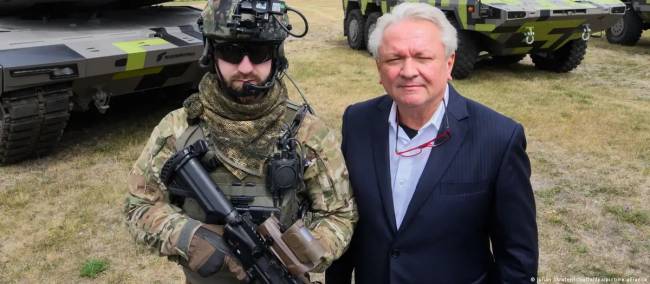 CEO Rheinmetall Armin Papperger dilaporkan menjadi target rencana pembunuhan Rusia. [Julian Stratenschulte/DPA/Picture Alliance]