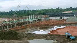 Gedung Terminal Nusantara Airport sudah mulai nampak berdiri yang dibangun di wilayah Kabupaten Penajam Paser Utara, Provinsi Kalimantan Timur (Kaltim). (ANTARA/Nyaman Bagus P)