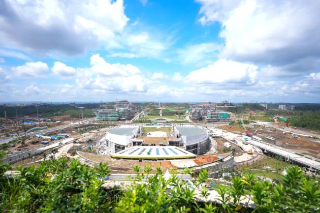 Kota Nusantara di wilayah Kecamatan Sepaku, Kabupaten Penajam Paser Utara, Provinsi Kalimantan Timur masih dalam tahap pembangunan, tetapi Presiden Jokowi mulai Senin (29/7/2024) sudah berkantor di Istana Garuda di kawasan inti pusat pemerintahan ibu kota negara baru Indonesia. (ANTARA/HO-dokumen Humas OIKN)