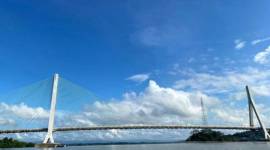 Jembatan Pulau Balang yang menghubungkan Kota Balikpapan menuju Ibu Kota Nusantara dan Penajam Paser Utara. (ANTARA/Ahmad Rifandi)