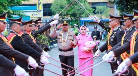 Penyambutan pejabat baru Kapolresta Banjarmasin, Kombes Pol Cuncun Kurniadi, Rabu (3/7/2024) (SuarIndonesia/YI)