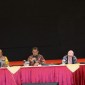 Pj Gubernur Kaltim Akmal Malik saat memimpin rakor persiapan upacara nasional HUT ke-79 RI, digelar di Balikpapan, Kamis (4/7/2024). [ANTARA/Januar]