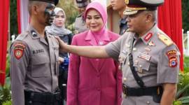 Secara resmi melantik 181 Bintara Polri Gelombang I Tahun Anggaran 2024 di Sekolah Polisi Negara (SPN) Polda Kalsel, Banjarbaru, Selasa (11/7/2024) (SuarIndonesia/Ist)