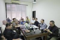 Panitia Khusus (Pansus) Rancangan Peraturan Daerah (Ranperda) DPRD Kalsel mendatangi PT Jamkrida Jawa Timur (Perseroda). Jumat (12/7/2024) (SuarIndonesia/Ist