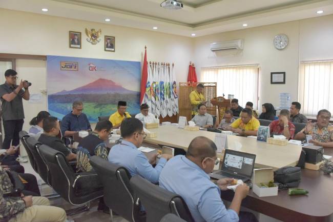 Pansus II DPRD Provinsi Kalsel mendatangi PT Jamkrida Bali Mandara Jum’at (12/7/2024) SuarIndonesia/Ist)