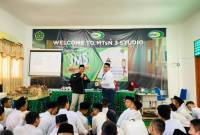 Sekolah Madrasah Tsanawiyah Negeri (MTSN) -3Banjarmasin, diedukasi oleh Tim Penerangan Hukum dari Kejati Kalsel), Rabu (31/7/ 2024) (SuarIndonesia/Ist)