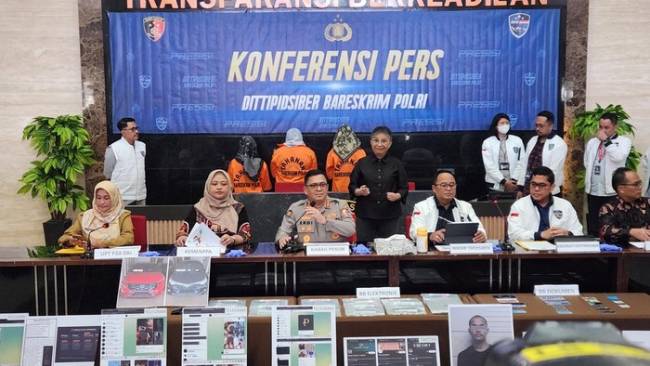 Konferensi pers kasus eksploitasi seksual anak di Bareskrim Polri, Selasa (23/7/2024). [detikcom/Adrial]
