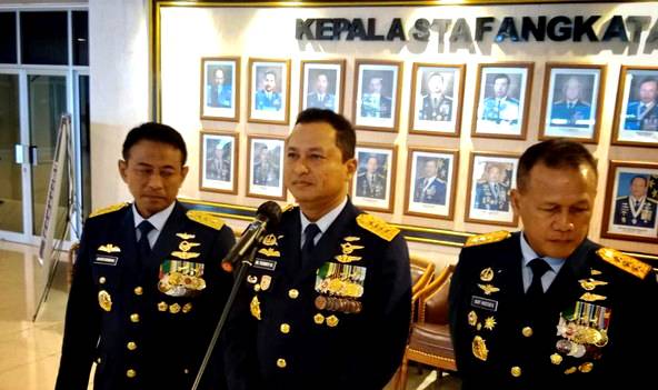 Kepala Staf Angkatan Udara (KSAU) Marsekal Tonny Harjono mengatakan pihaknya sudah menyiapkan berbagai alutsista untuk mengamankan ruang udara Ibu Kota Nusantara (IKN), Kalimantan Timur. (CNN Indonesia/ Tunggul)