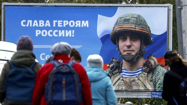 Rusia buka pendaftaran tentara bagi warga Moskow, bisa digaji ratusan juta. (Foto: REUTERS/ANTON VAGANOV)