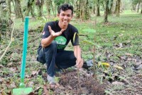 Aksi gerakan tanam satu pohon untuk Indonesia. [ANTARA/Dedi]
