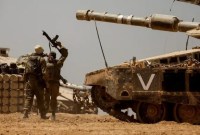 Tank tentara Israel di daerah perbatasan selatan Israel dengan Jalur Gaza, Selasa (2/6/2024), di tengah konflik yang sedang berlangsung antara Israel dan kelompok militan Palestina Hamas. [AFP]
