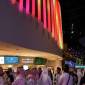 Warga Saudi berkumpul di gedung bioskop di pusat perbelanjaan Riyadh Park. [Getty file photo]