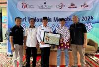 Bank Kalsel bersama Otoritas Jasa Keuangan (OJK) dalam melakukan literasi keuangan kepada penyandang disabilitas dibuktikan. (Foto: humasbankkalsel)