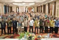 Ketua DPRD Provinsi Kalimantan Selatan (Kalsel), H. Supian HK Membuka kegiatan Bimbingan Teknis (Bimtek) Sistem Keuangan Desa (Siskeudes) Link & Cash Management System Pemda (CMSP) Desa Bank Kalsel bersama Pemerintah Desa se Kabupaten Hulu Sungai Utara (HSU). Kalinanranpost.com - (Foto: Humasdprdkalsel)