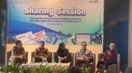 Komisaris Freeport Indonesia Dr H AM Fachrir didampingi Direktur Utama Bank Kalsel Fachruddin dan Pemimpin Umum Harian Pagi Mata Banua H Fachruddin Nor Ifansyah saat memberikan keterangan kepada wartawan seusai Sharing Session bersama insan pers di A One Hotel di Jakarta, Jumat (26/07/2024).(Foto: humasbankkalsel)