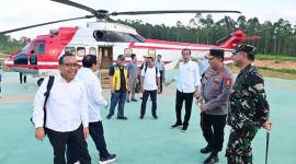 Presiden RI Joko Widodo bersama rombongan tiba di IKN, Kalimantan Timur, Minggu (11/8/2024). (ANTARA/HO-Biro Pers Sekretariat Presiden)
