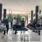 Petugas gabungan yang tengah bersiap untuk mengamankan kunjungan Presiden Jokowi di Tasikmalaya, diduga mengalami keracunan makanan usai sarapan nasi kuning, Rabu, (29/08/2024). (Foto: VIVA/Denden Ahdani)