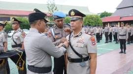 Dua pejabat di lingkup Polrsesta Banjarmasin diganti serta dilakulan serah terima jabatan, Jumat (16/8/2024).SuarIndonesia/Ist)