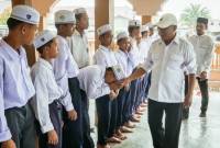 H Rusli datang langsung mengunjungi salah satu pondok pesantren Tahfidzul Qur'an Ahsanu Amala di Pulau Laut Tengah, tepatnya di Desa Salino (SuarIndonesdia/Ist)