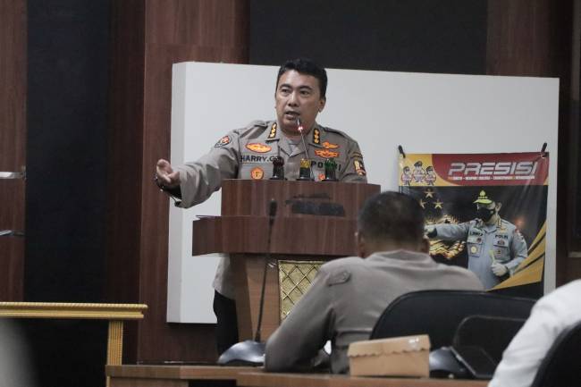 Kombes Pol. Harry Goldenhardt, SIK, MSi dari Divisi Humas Polri.