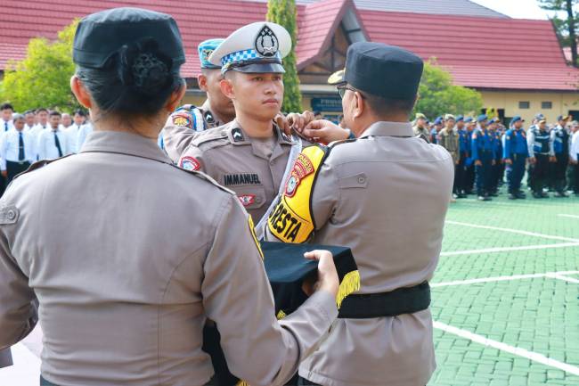 gelar pasukan Operasi Mantap Praja Intan 2024 di halaman Mapolresta Banjarmasin, Jalan S Parman, Jumat (23/8/2024) (SuarIndonesia/Ist)