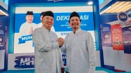 Pasangan Muhidin dan Hasnur (MH) akhirnya mendeklarasikan diri untuk maju pada Pilkada sebagai calon gubernur dan wakil gubernur Kalsel periode 2024. (SuarIndonesia/HM)