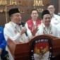 Muhidin -Hasnuriyadi Sulaiman yang mendaftar ke KPU Kalsel, Kamis (29/8/2024) (SuarIndonesia/HM)