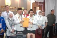 pasangan H Muhidin Hasnuriyadi, berkasnya dinyatakan lengkap oleh KPU Kalsel, Kamis (29/8/2024) (SuarIndonesia/HM)