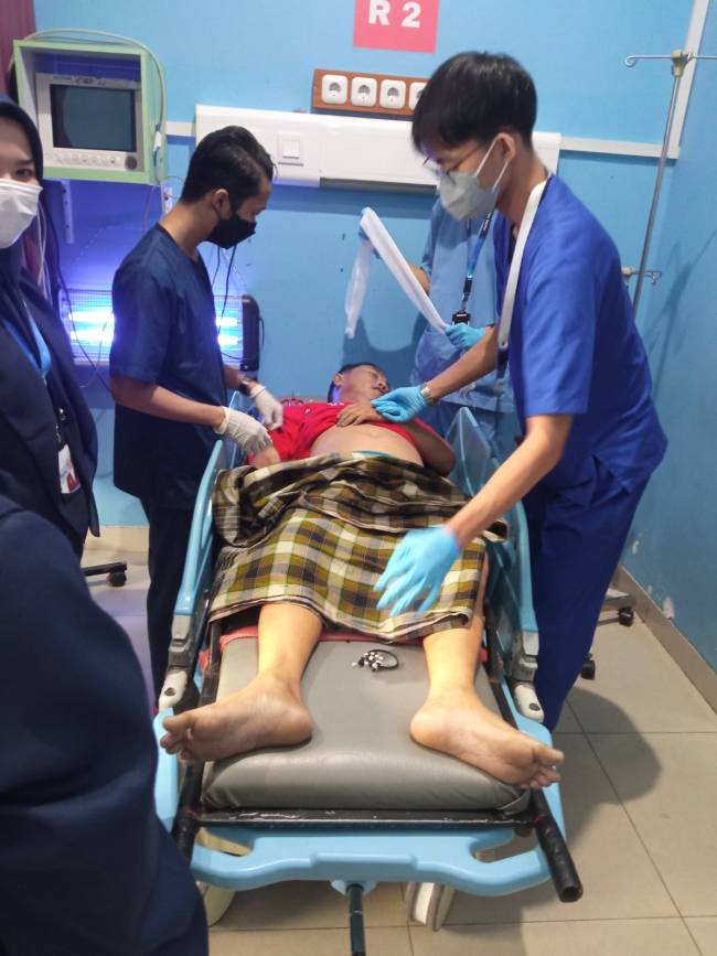 Untuk menyakinkan lagi, korban sempat dbawa pihak keluarga  ke rumah sakit. (SuarIndonesia/Ist)