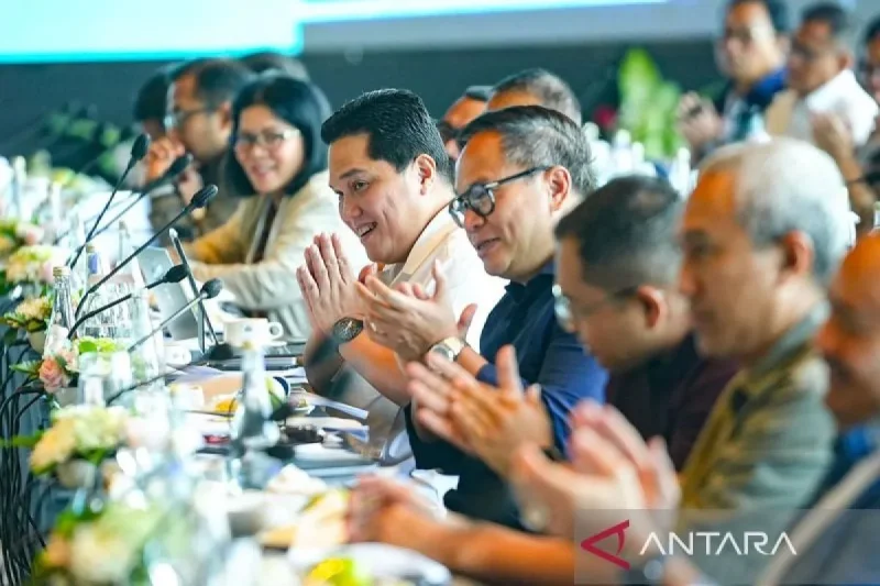 Menteri BUMN Erick Thohir dalam rapat pemaparan dengan Komisi VI DPR RI sebagai laporan kerja akhir Kementerian BUMN, di Jakarta, Sabtu (3/8/2024 (SuanrIndonesia/Antara/HO-Humas BUMN/pri.
