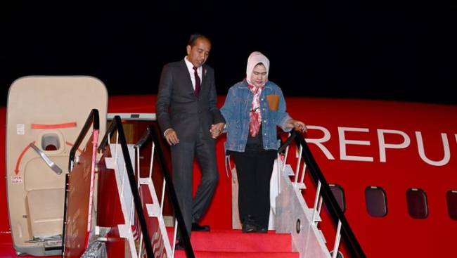 Jokowi dan Iriana tiba di IKN (Muchlis Jr - Biro Pers Sekretariat Presiden)