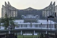 
Plt Kepala Otorita Ibu Kota Nusantara (OIKN) Basuki Hadimuljono memastikan desain Istana Garuda di Ibu Kota Negara (IKN) Nusantara tidak berubah. (ANTARA FOTO/Hafidz Mubarak A)