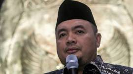 
Ketua KPU Mochammad Afifuddin pastikan merevisi PKPU terkait syarat pencalonan cakada bakal terbit sebelum masa pendaftaran. (CNNIndonesia/Adi Maulana Ibrahim)