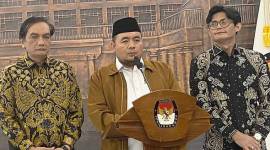 Ketua KPU, Mochammad Afifuddin (tengah). (detikcom/wildan)