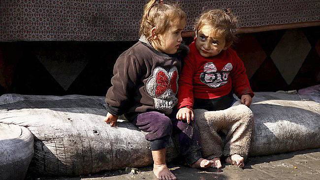 
Foto Ilustrasi. WHO kirim 1,2 juta dosis vaksin polio untuk anak-anak di Gaza. (Foto: REUTERS/IBRAHEEM ABU MUSTAFA)