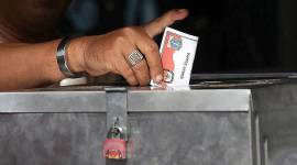 Jika kotak kosong memenangkan pilkada di sebuah daerah, presiden akan menunjuk penjabat untuk memimpin daerah itu hingga 2029. (CNNIndonesia/Safir Makki)
