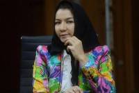 Ketua Dewan Pimpinan Cabang (DPC) Asosiasi Perusahaan Bongkar Muat Indonesia (APBMI) Loies Subono Saminanto menyebut pengusaha batu bara Tan Paulin tidak mengenal mantan Bupati Kutai Kartanegara (Kukar) Rita Widyasari. (SuarIndonesia/ANTARA FOTO/Akbar Nugroho Gumay)
