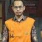 Tersangka perkara dugaan korupsi, MS (rompi orange) yang resmi ditahan oleh penyidik Bidang Pidsus Kejati Kalsel (SuarIndonesia/Ist)