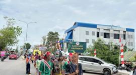 Festival Budaya Banua Sanggam (FBBS) 2024 resmi dibuka.  Dari 4 hingga 7 September 2024  bertempat di Lapangan Martasura, Paringin Kota. (SuarIndonesia/Adv)