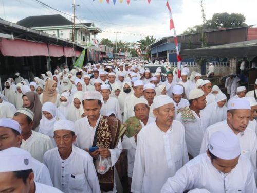 ribuan jemaah memadati ruang Pondok pesantren Al Muhajirin Pemangkih Seberang HST, Sabtu (7/9/2024). (SuarIndonesia/Ist)