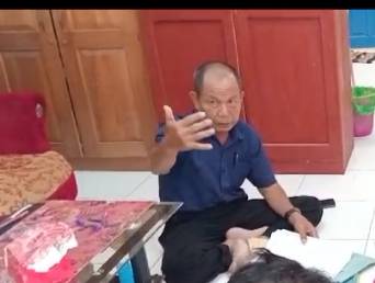 Ketua Pembina Yayasan Bina Warga Satui, ,Adrian S.Pd