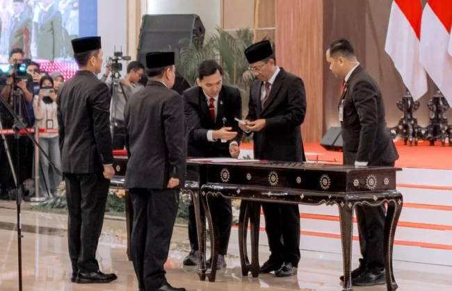 Mantan Kepala Kepolisian Daerah (Kapolda) Kalsel-Jatim Irjen Nico Afinta dilantik sebagai Sekretaris Jenderal (Sekjen) Kementerian Hukum dan HAM (Kemenkumham), Selasa (24/9/2024).(Foto: Istimewa)