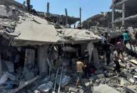 
Kehancuran di area Khan Younis, Gaza bagian selatan, akibat pertempuran antara militer Israel dan kelompok Hamas. (REUTERS/Mohammed Salem/File Photo Purchase Licensing Rights)