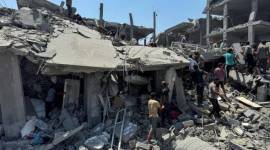 
Kehancuran di area Khan Younis, Gaza bagian selatan, akibat pertempuran antara militer Israel dan kelompok Hamas. (REUTERS/Mohammed Salem/File Photo Purchase Licensing Rights)