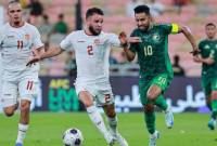 Penyerang sayap kiri Arab Saudi Salem Al Dawsari kesulitan menciptakan peluang gol pada babak pertama. Akan tetapi menjelan turun minum, Arab Saudi menyamakan skor jadi 1-1 lewat gol Musab Al Juwayr. (REUTERS/Stringer)